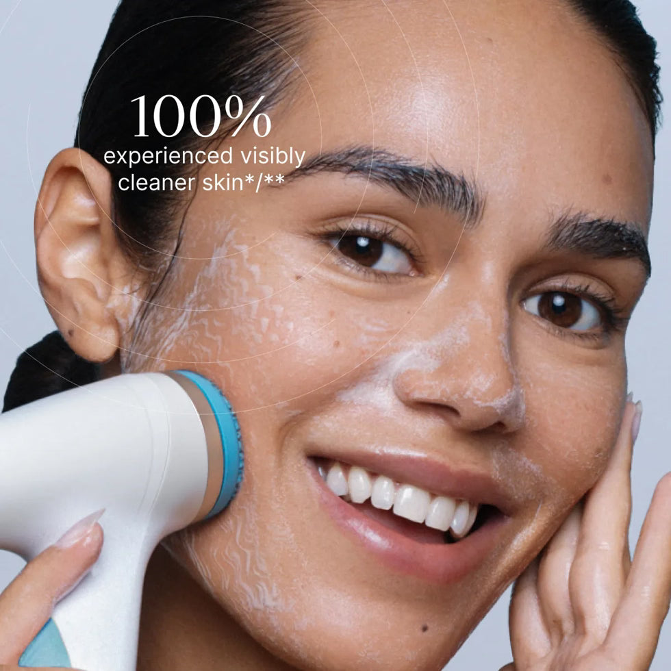 مجموعة ageLOC LumiSpa iO لتنظيف البشرة